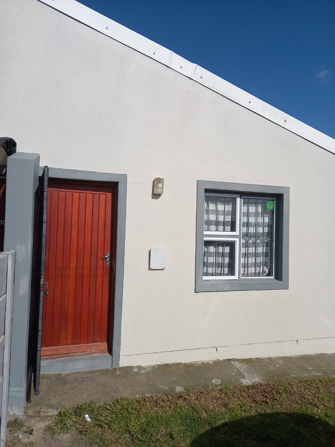 2 Bedroom House To Rent In Malibu Village, Blue Downs