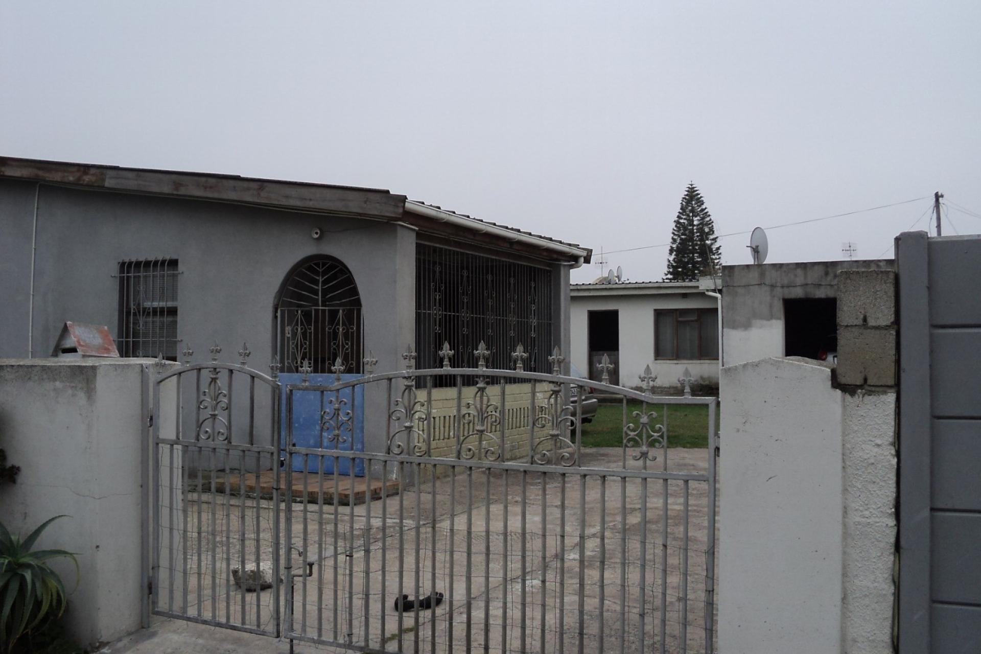 3 Bedroom House PLUS 2 Bedroom Granny Flat for Sale in Perm Gardens, Rosedale