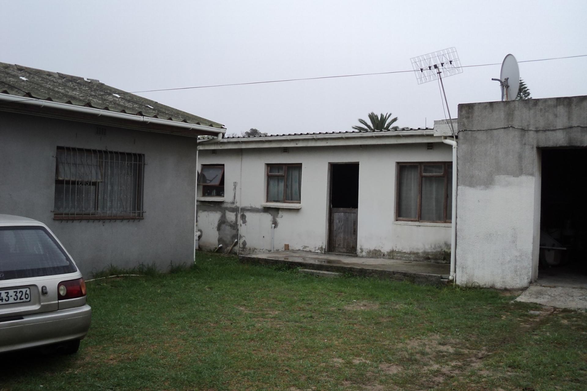 3 Bedroom House PLUS 2 Bedroom Granny Flat for Sale in Perm Gardens, Rosedale