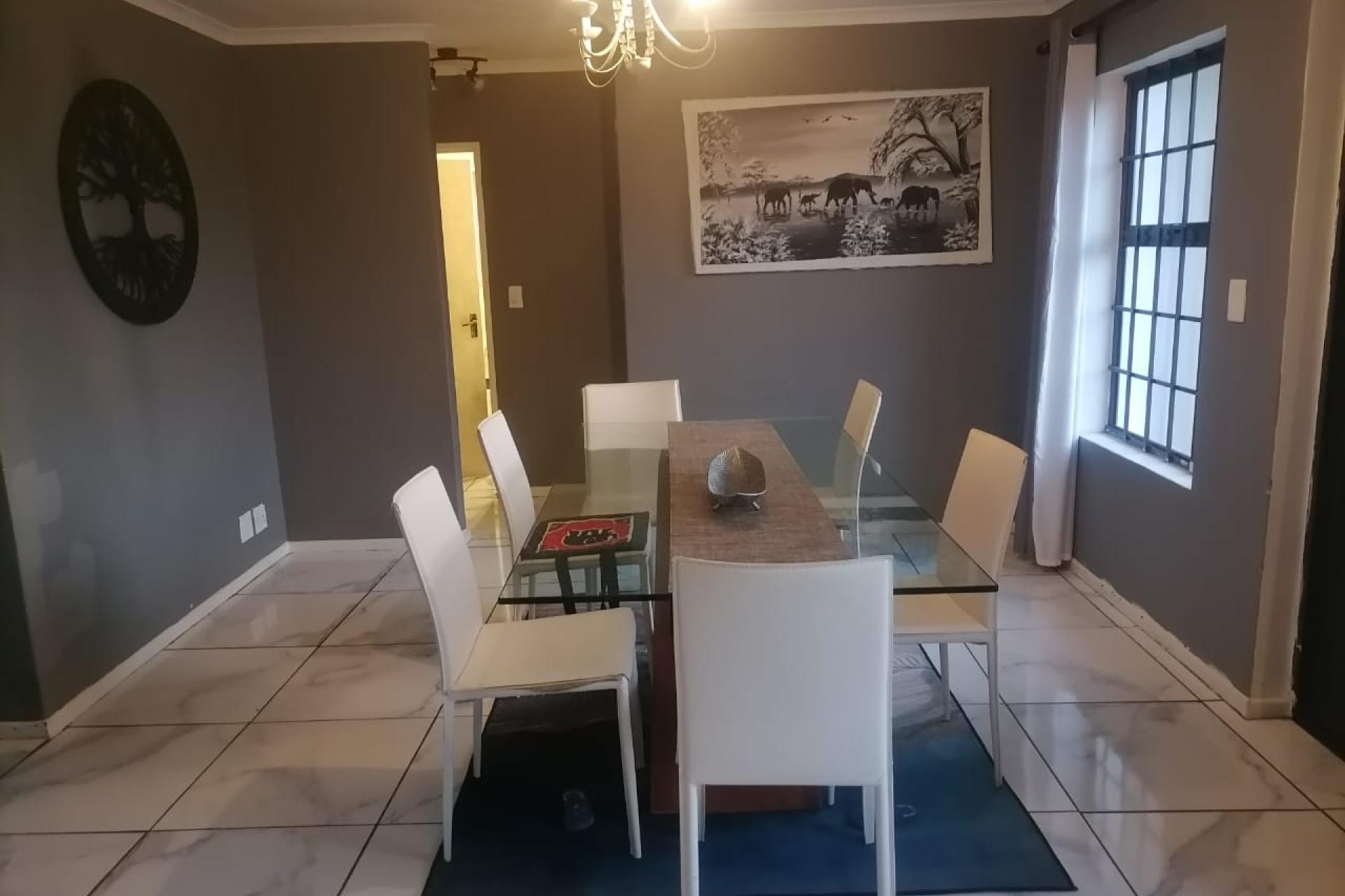 Modern 3-Bedroom Home in Scenic Noordhoek for Sale