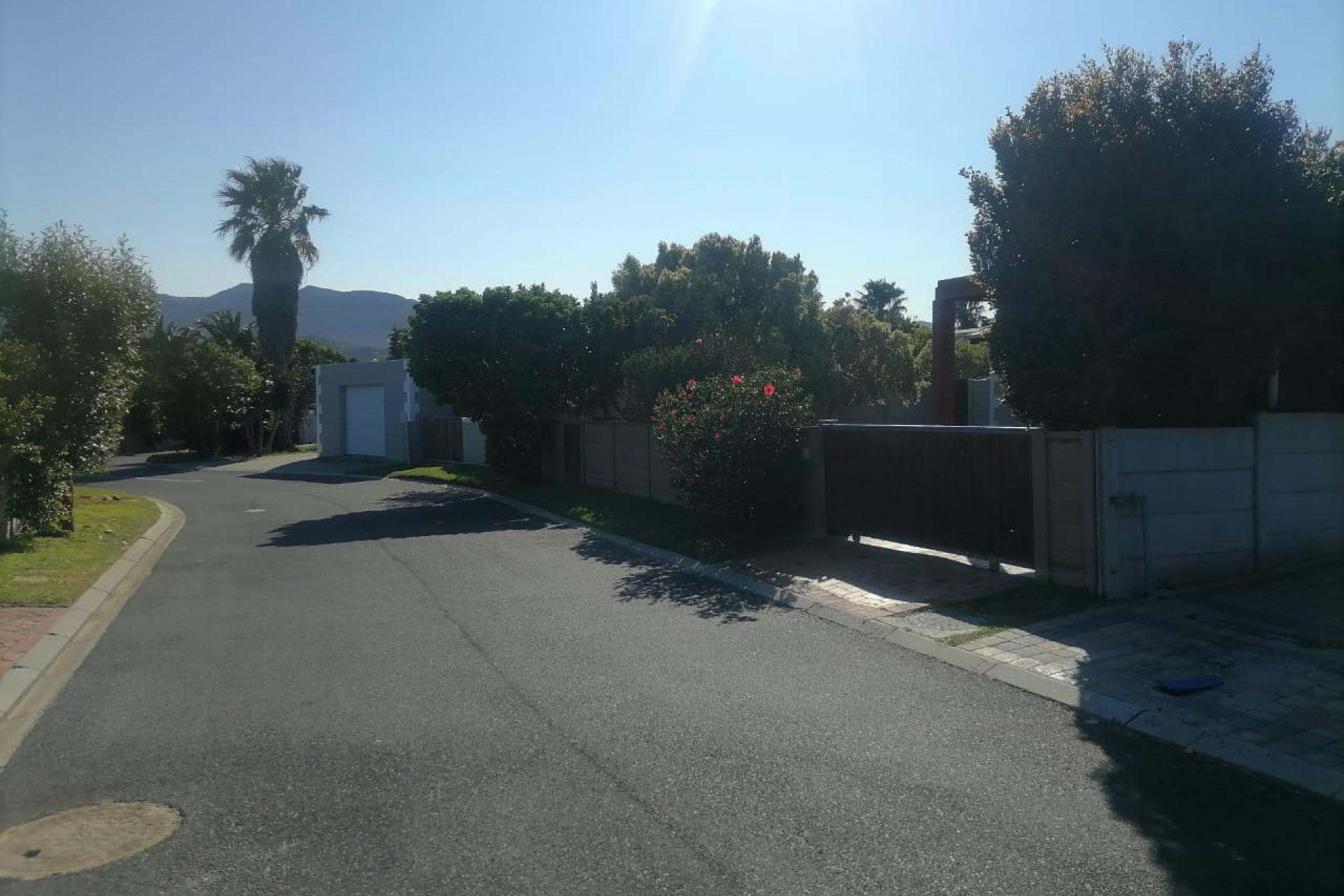 Modern 3-Bedroom Home in Scenic Noordhoek for Sale