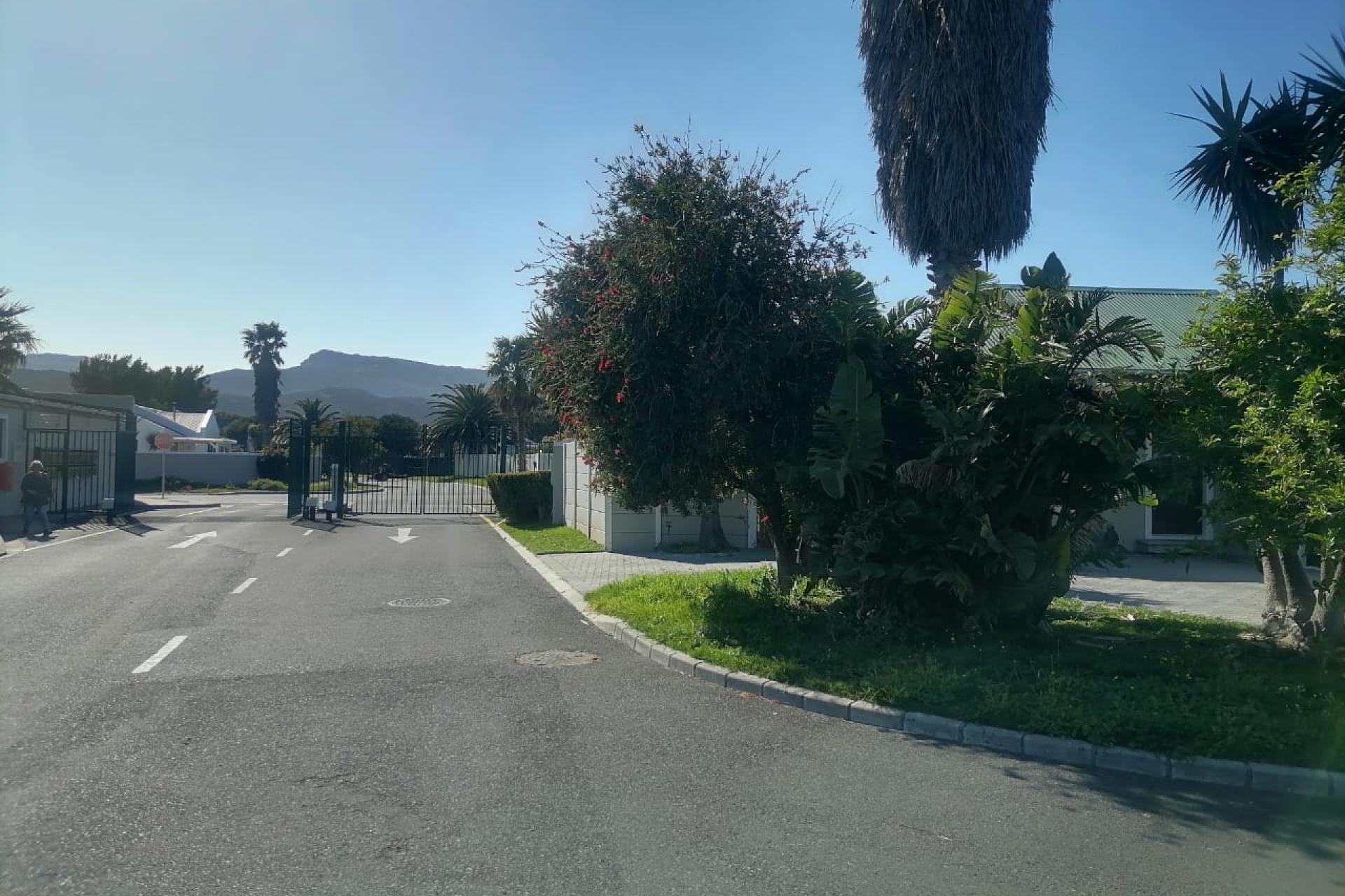 Modern 3-Bedroom Home in Scenic Noordhoek for Sale