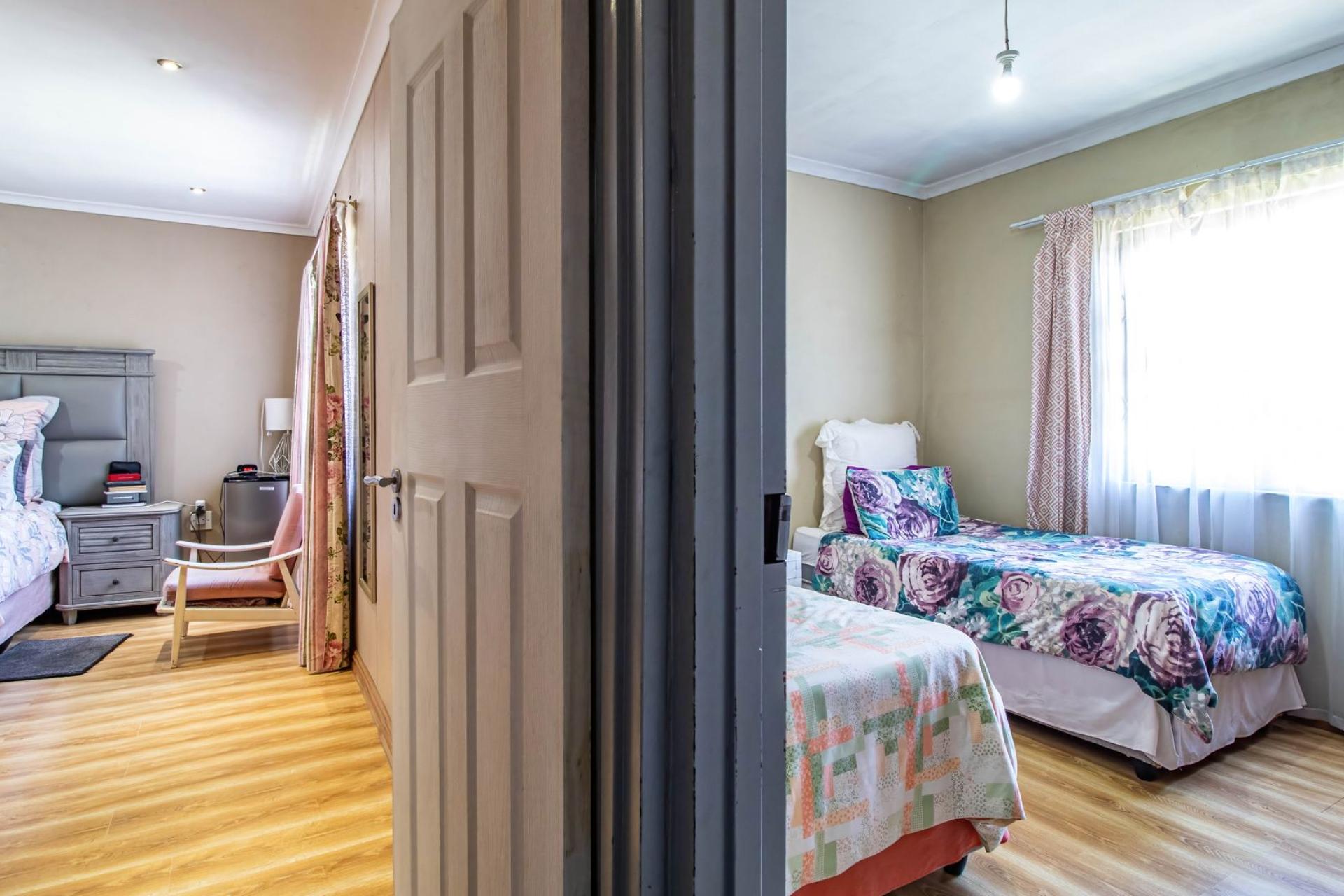 A MODERN GEM IN THE HEART OF SUNBIRD PARK – WHERE SPACE MEETS STYLE! 