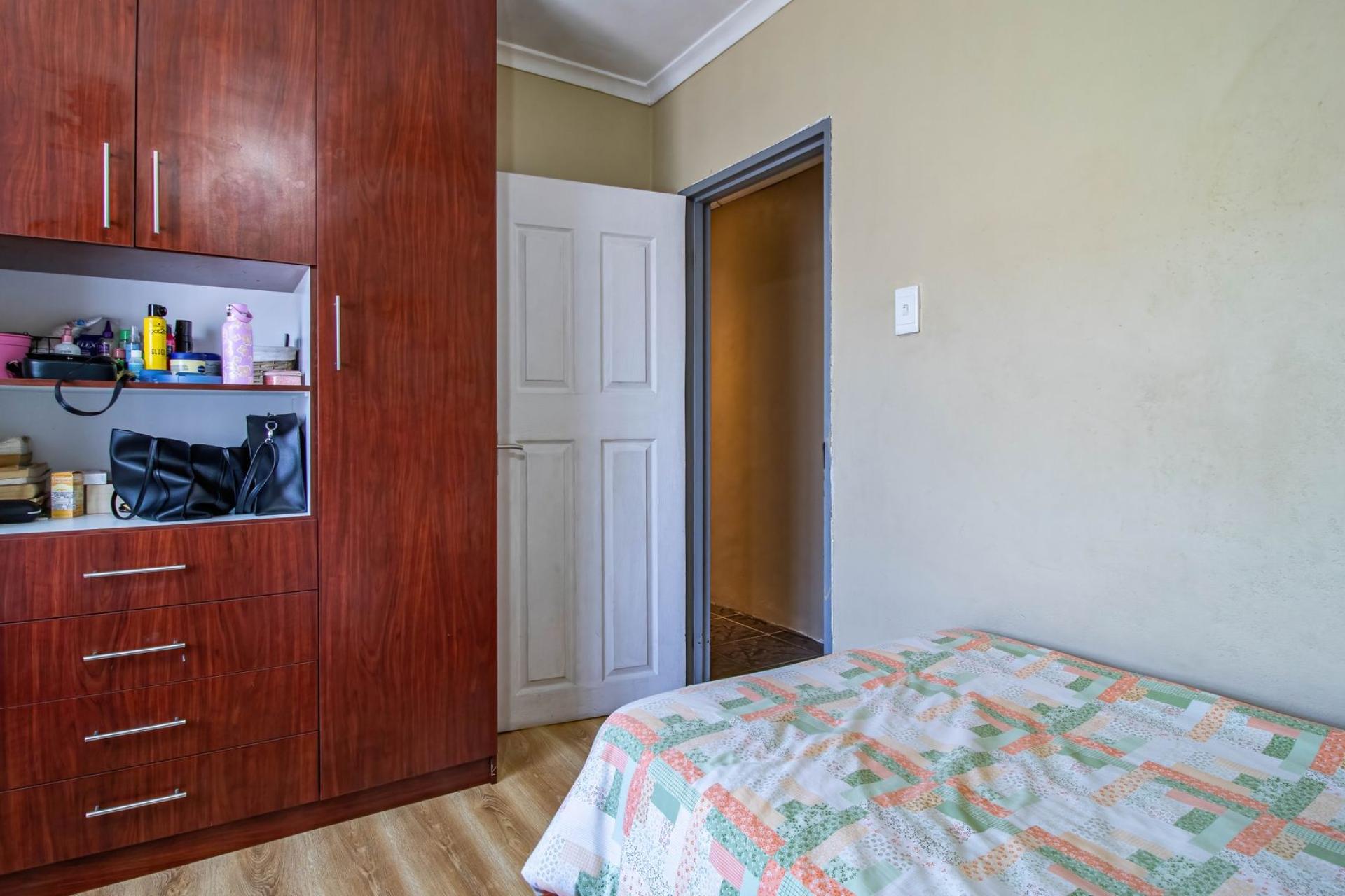 A MODERN GEM IN THE HEART OF SUNBIRD PARK – WHERE SPACE MEETS STYLE! 