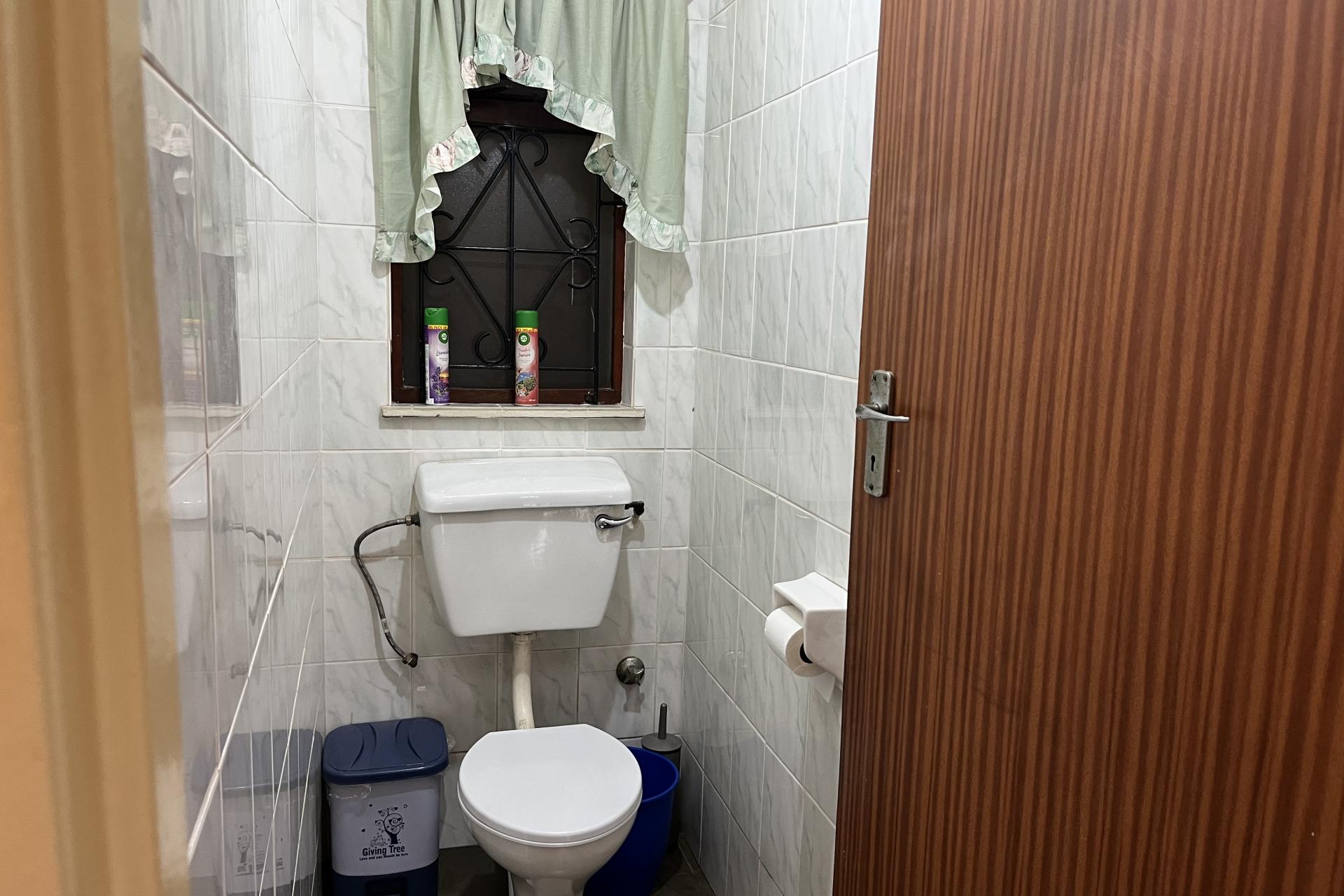 Prestigious 3 Bedroom Family Home In Upmarket Location of Hillcrest Heights For Sale