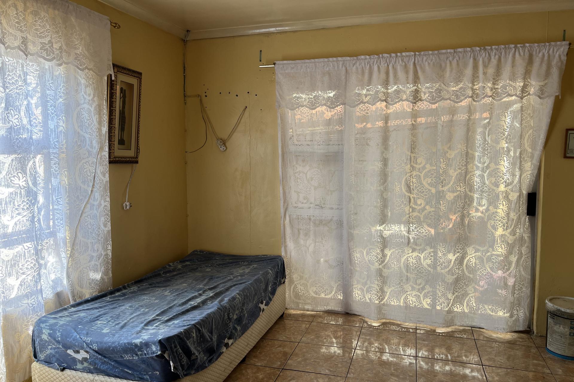 Prestigious 3 Bedroom Family Home In Upmarket Location of Hillcrest Heights For Sale