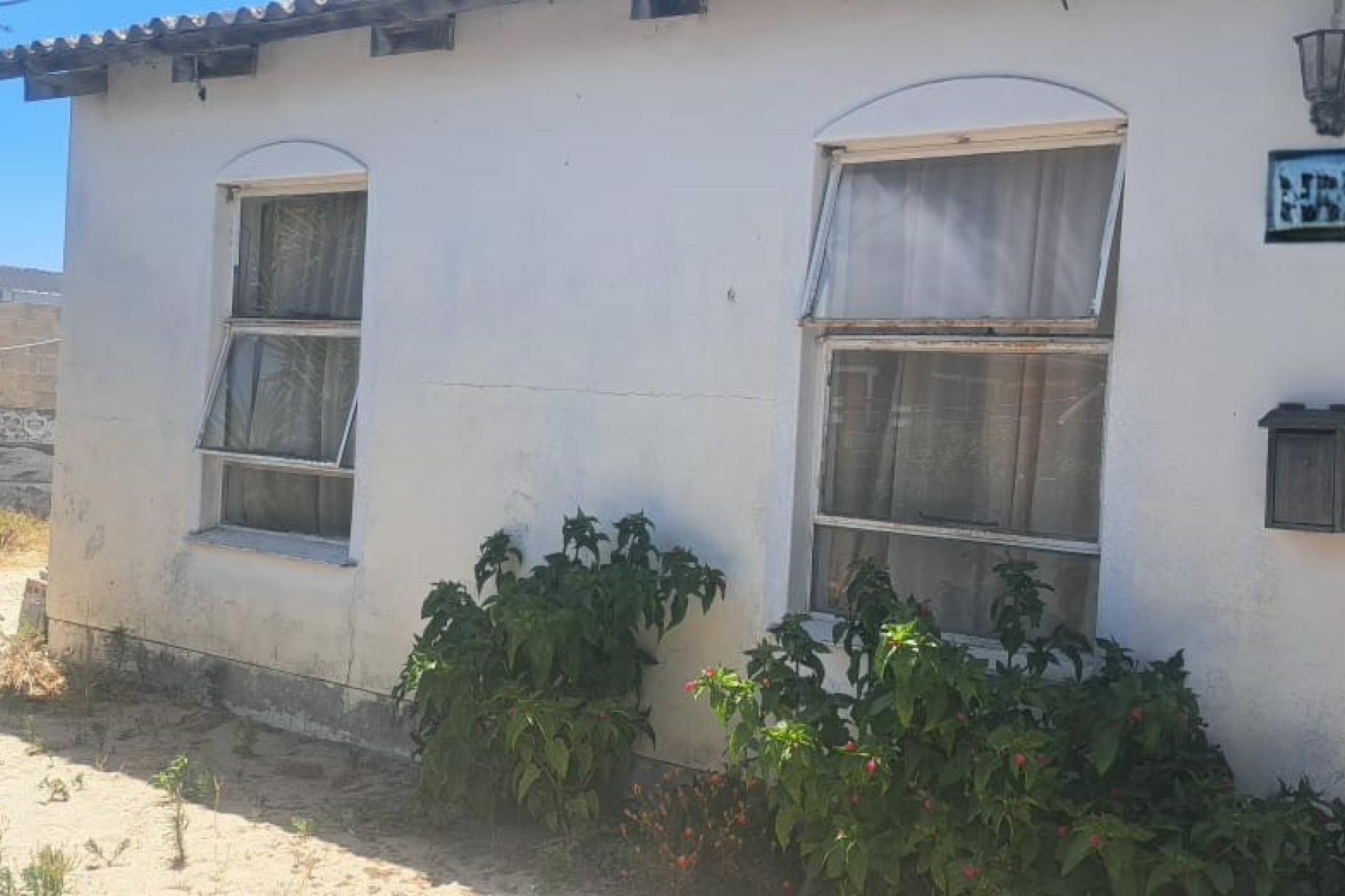 Charming 3 Bedroom Home for Sale in Macassar