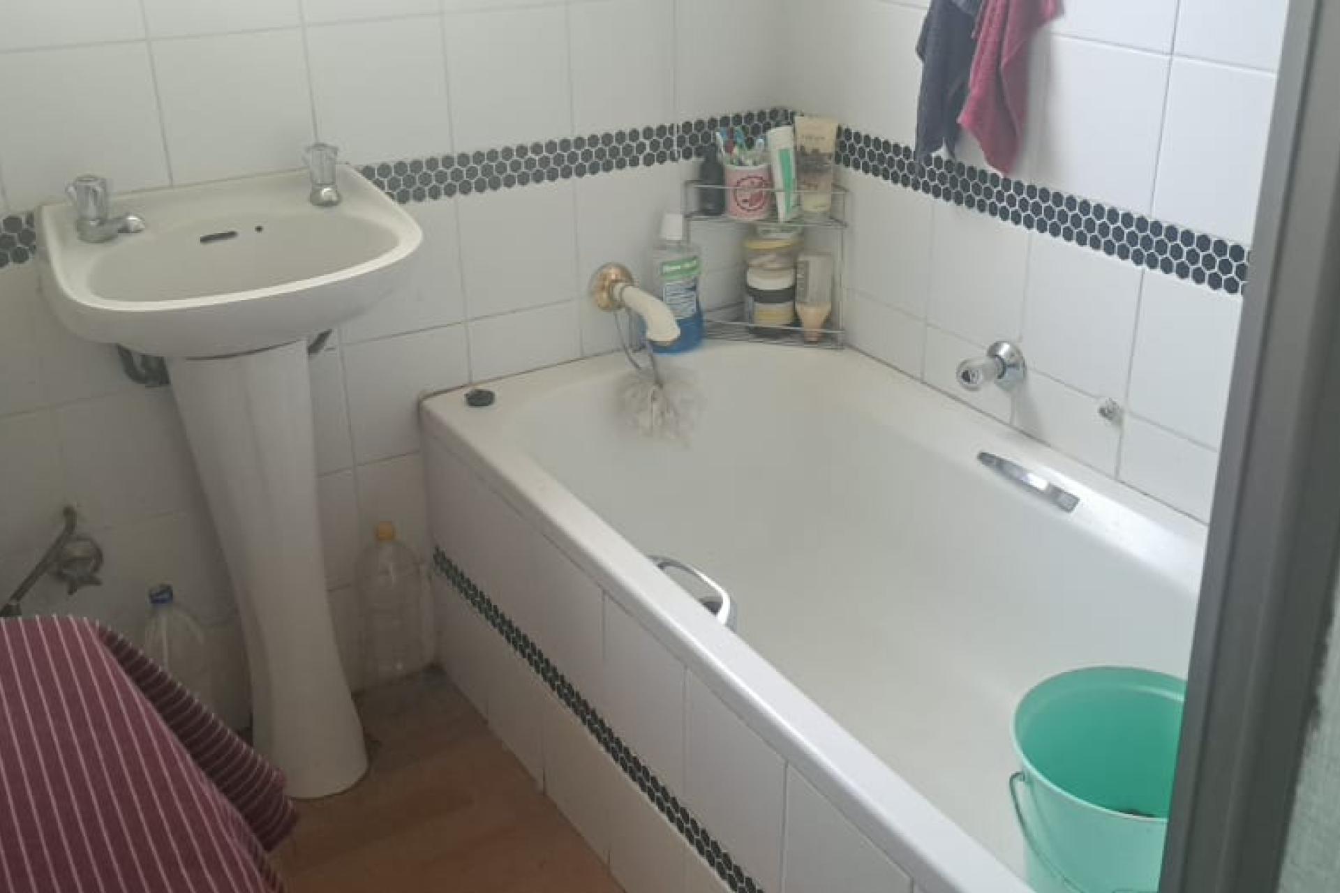 Charming 3 Bedroom Home for Sale in Macassar