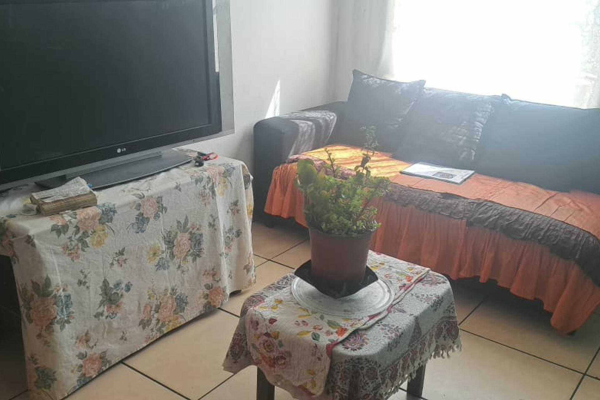 Great Opportunity - 2 Bedroom Home for Sale in Eerste River