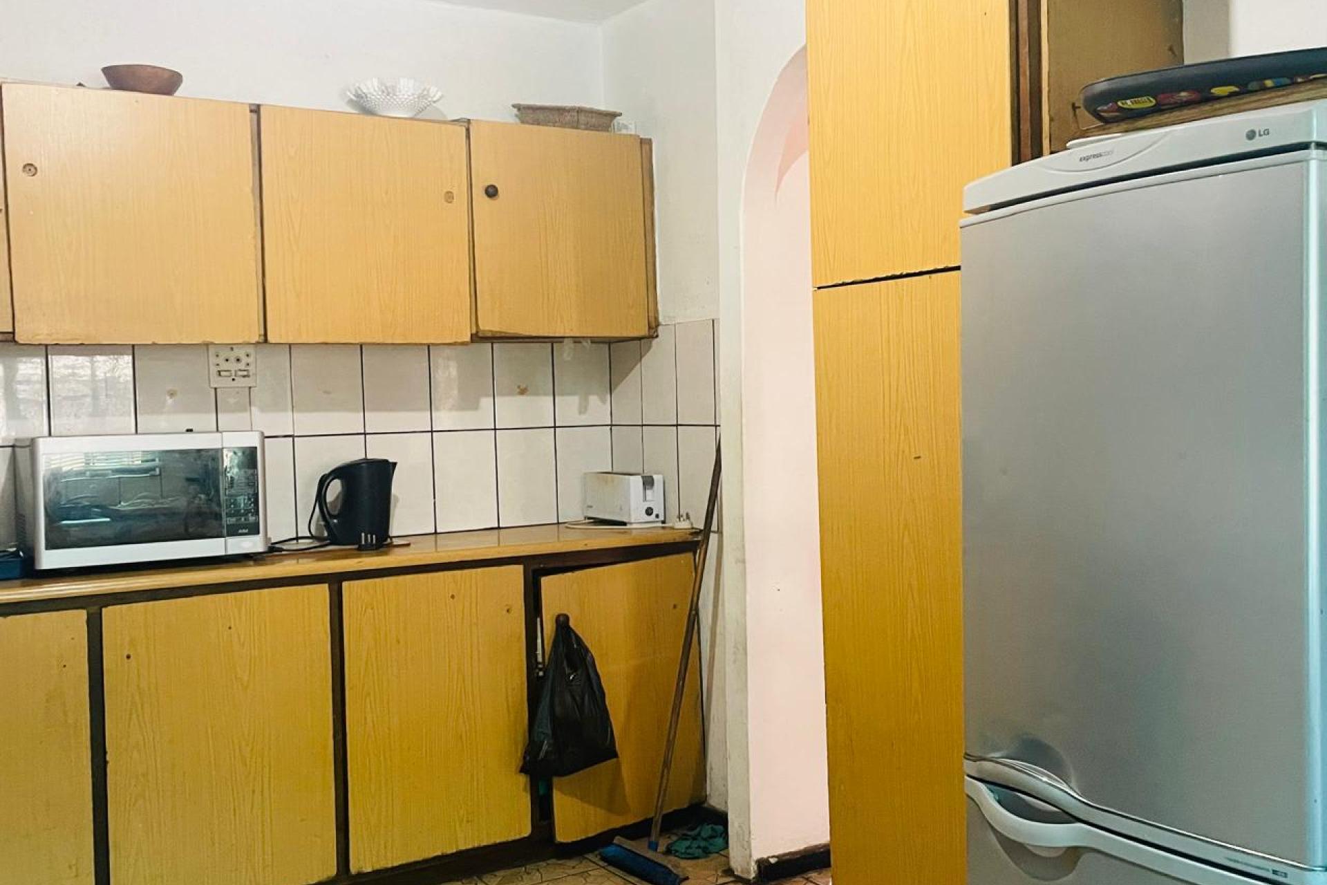 Spacious 4 Bedroom Maisonette for Sale in Valhalla Park