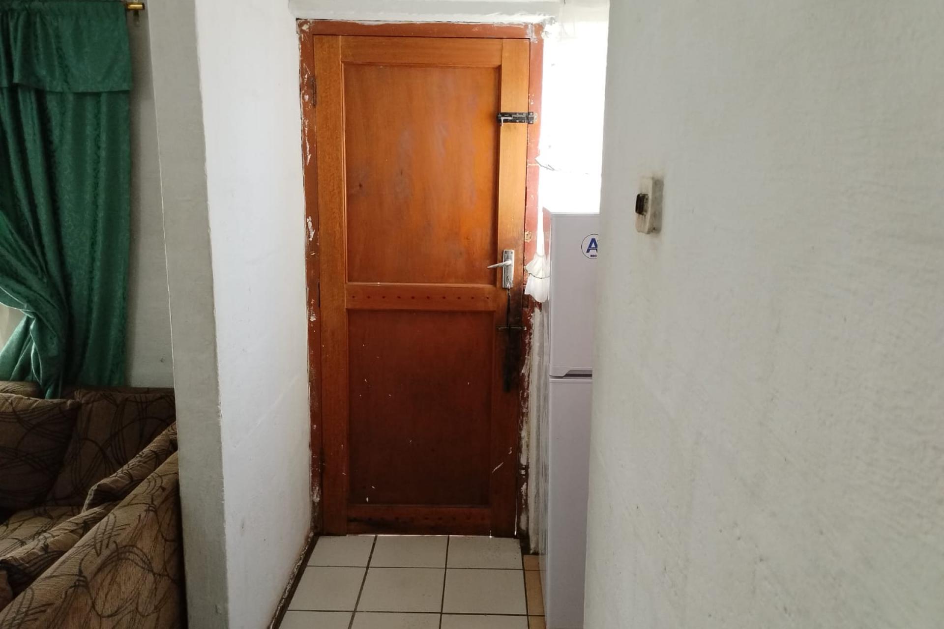 2-Bedroom Home for Sale in Valhalla Park – Large Plot with Expansion Potential