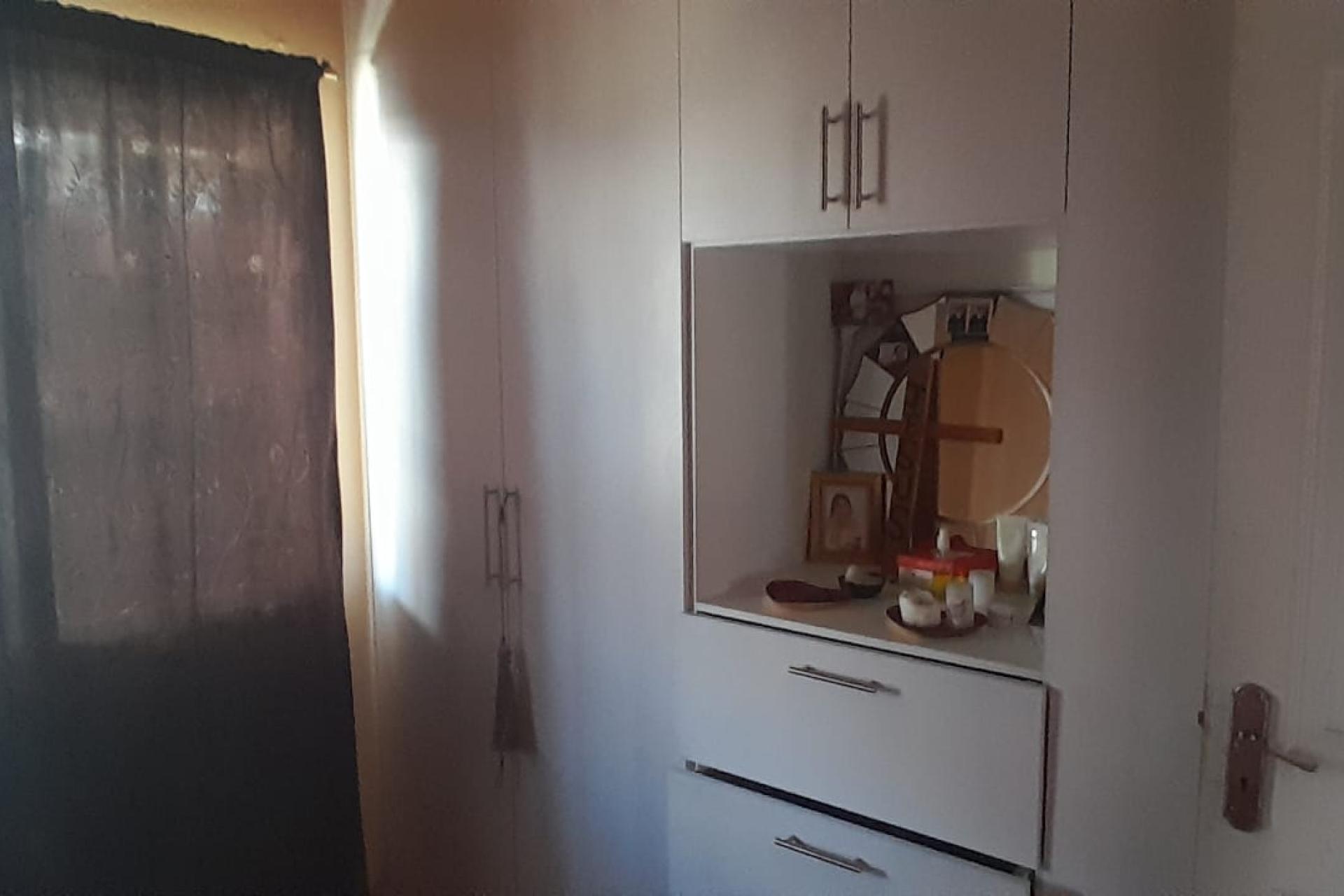 Neat & Well Maintained Family Home for Sale – Macassar