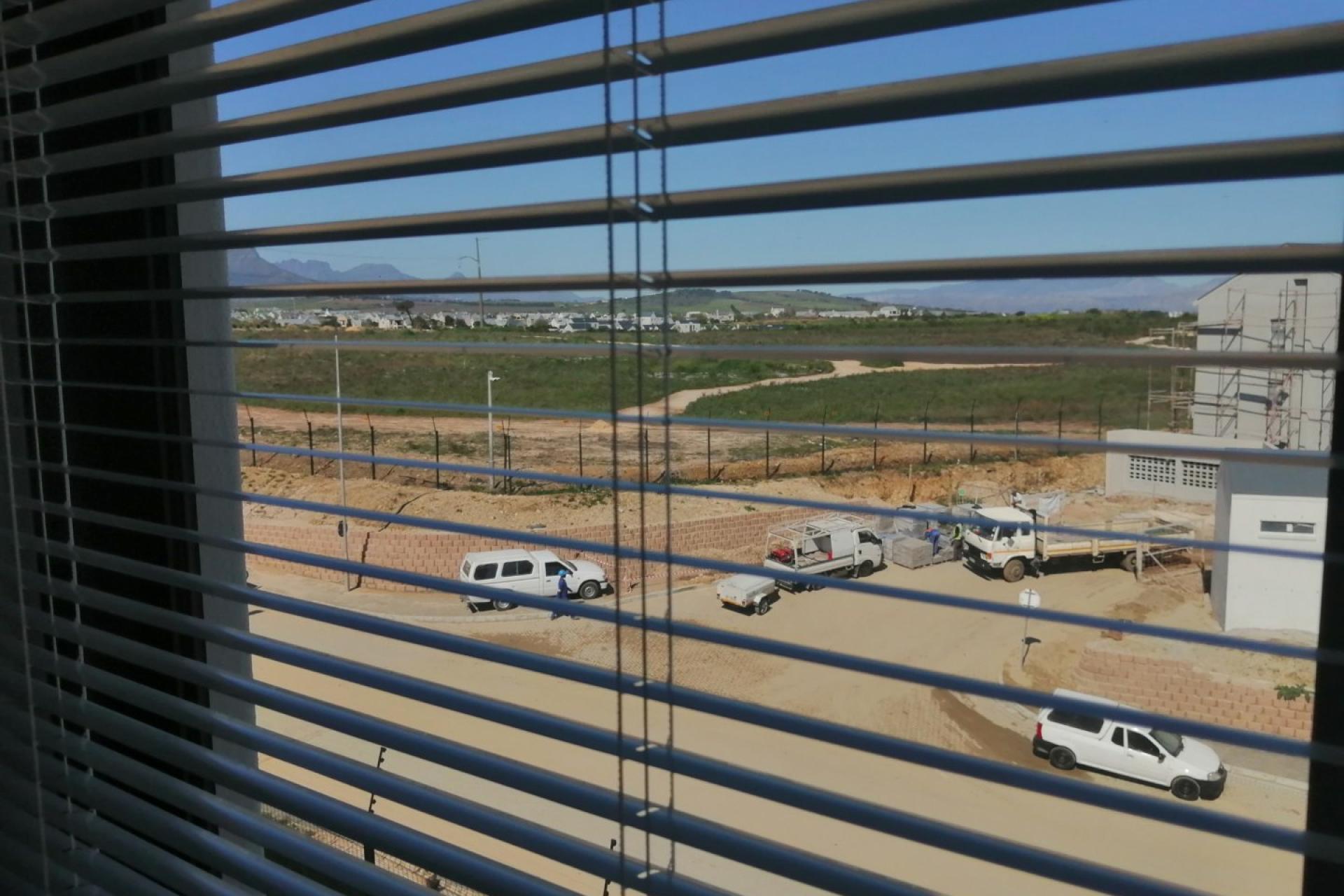 2 Bedroom Apartment for Sale in Solaris Place - top floor