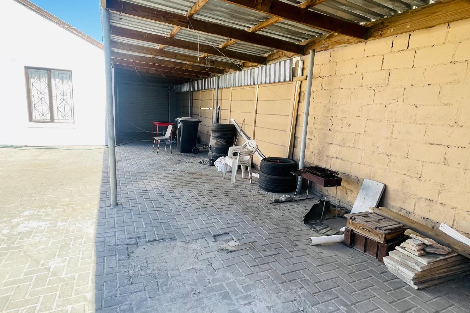 SOLE AND EXCLUSIVE MANDATE! 3-Bedroom Home for Sale in Santana Village, Eerste RiverSOLE AND EXCLUSIVE MANDATE! 3-Bedroom Home for Sale in Santana Village, Eerste River