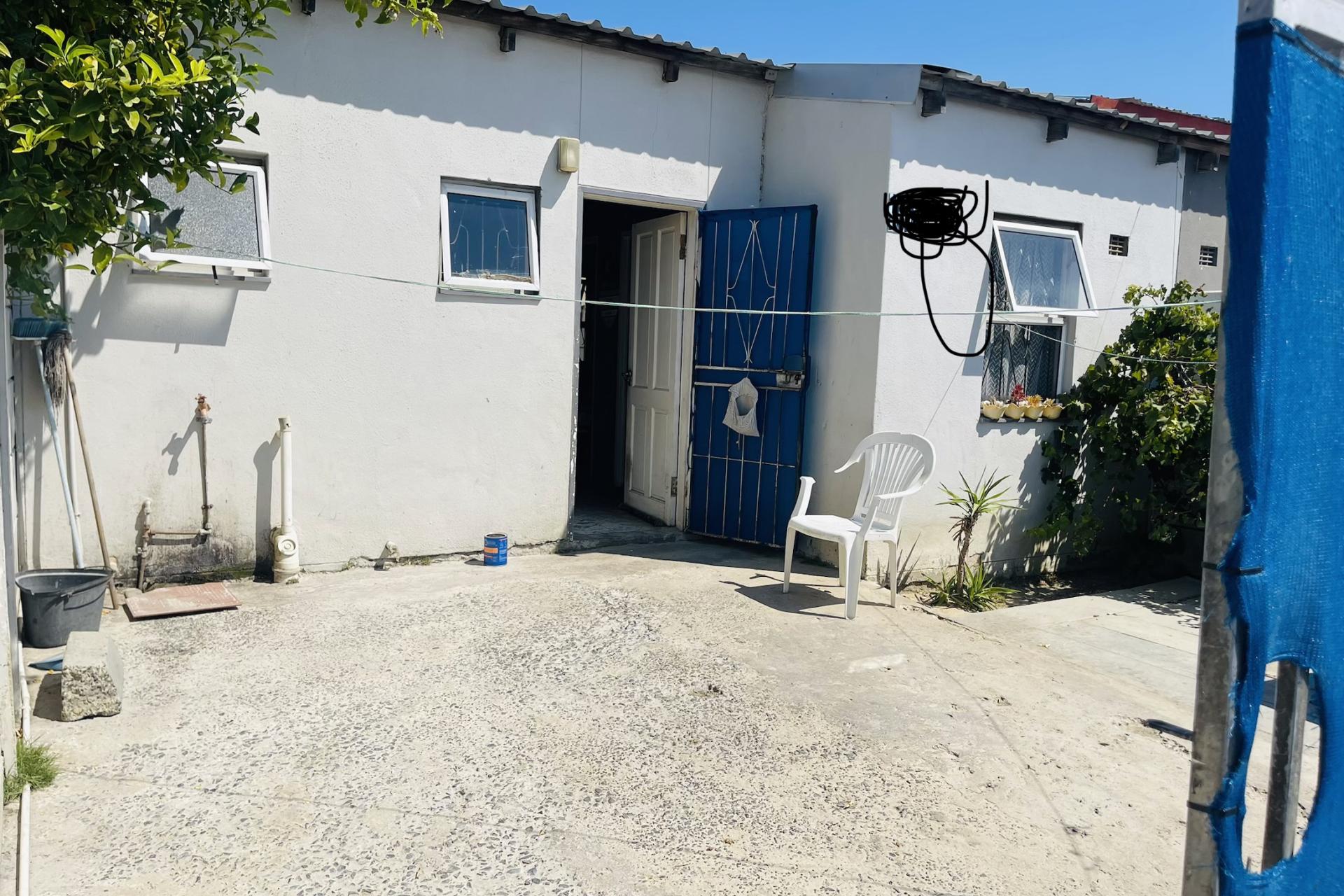 Sole and Exclusive Mandate! Charming 2-Bedroom Home for Sale in New Beginning, Blue Downs