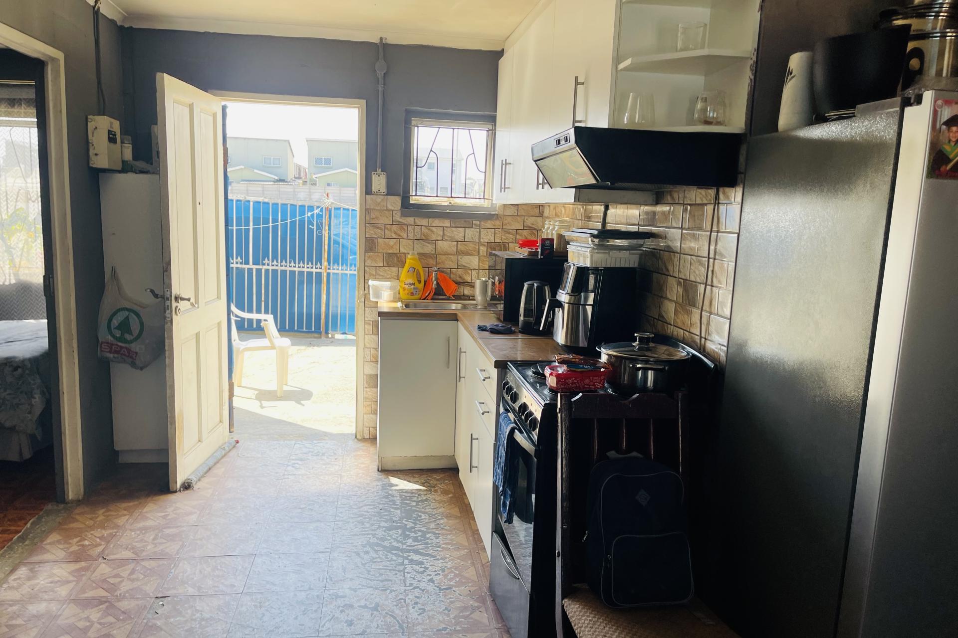 Sole and Exclusive Mandate! Charming 2-Bedroom Home for Sale in New Beginning, Blue Downs