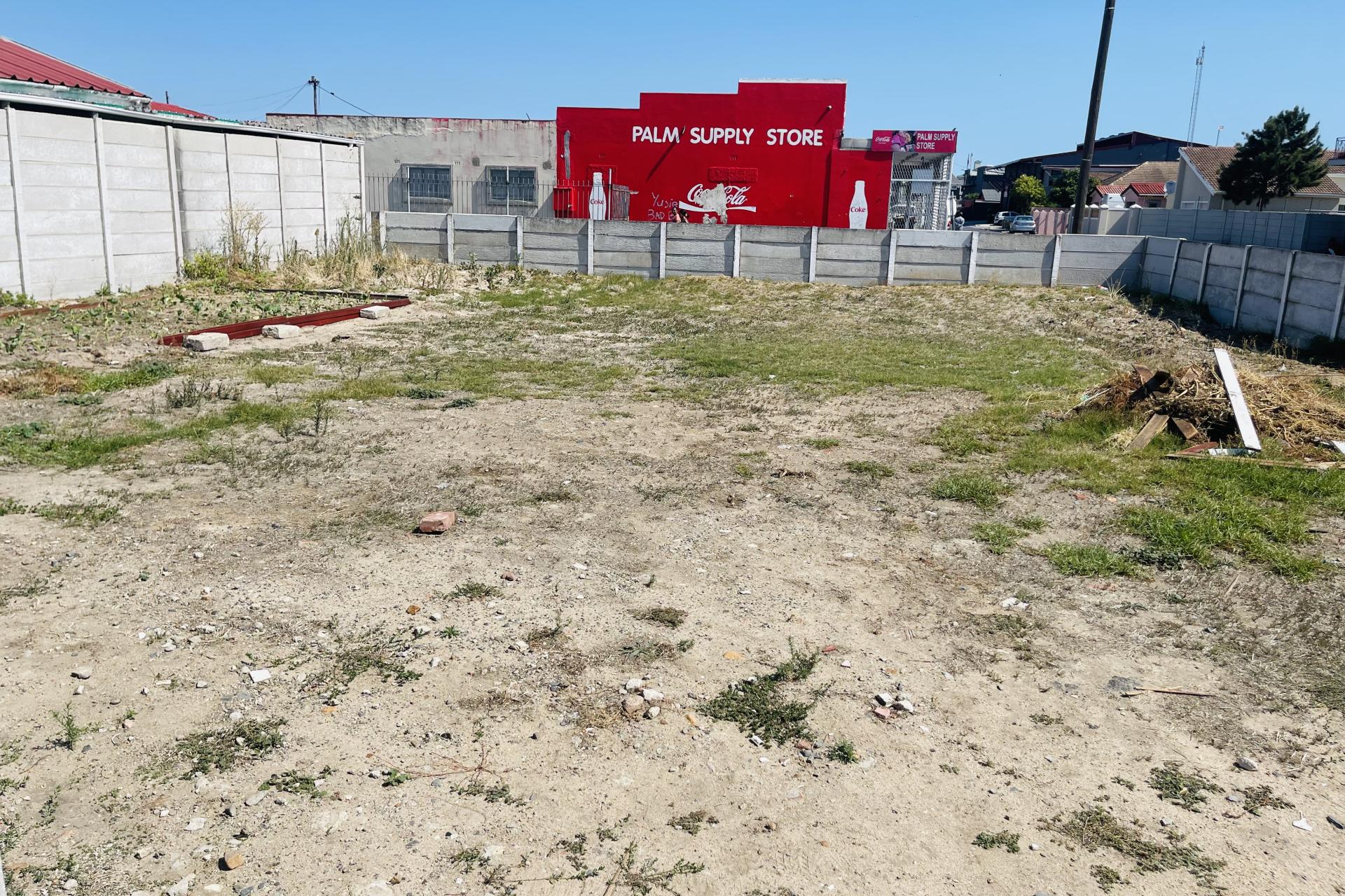 Charming Two Bedroom Home for Sale - Weltevreden Strand