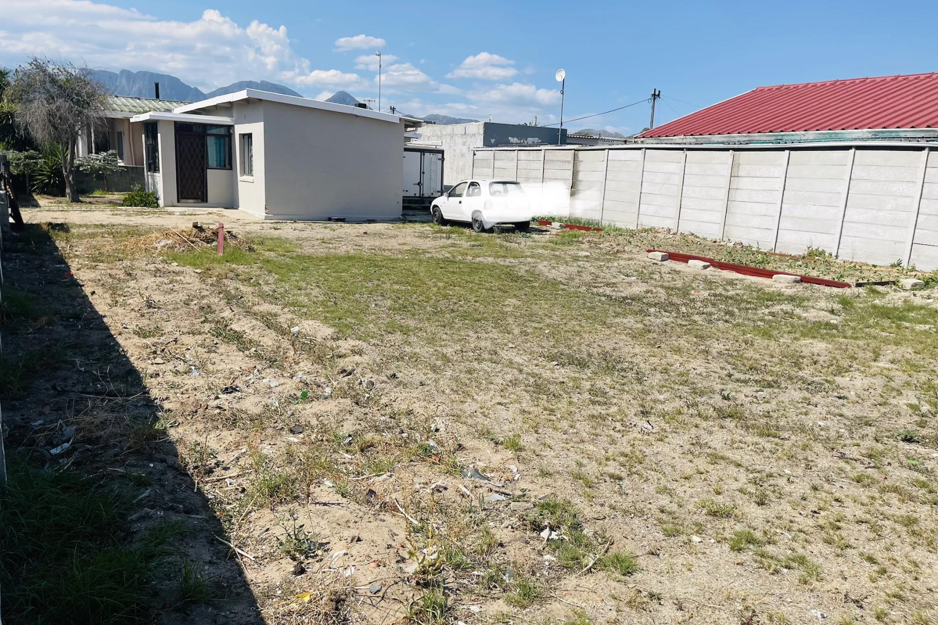 Charming Two Bedroom Home for Sale - Weltevreden Strand