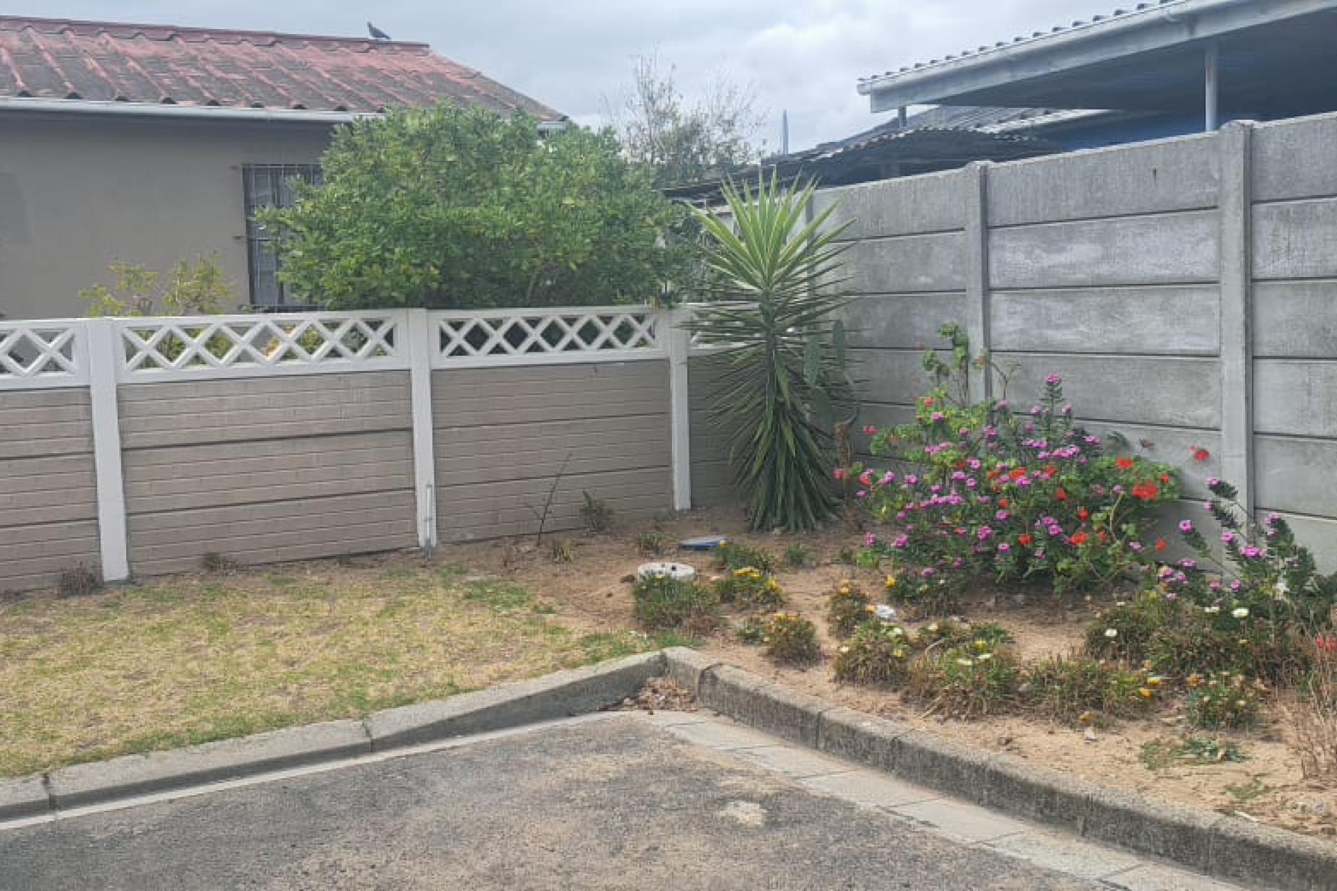 Stunning 3 Bedroom Family Home for Sale - Macassar