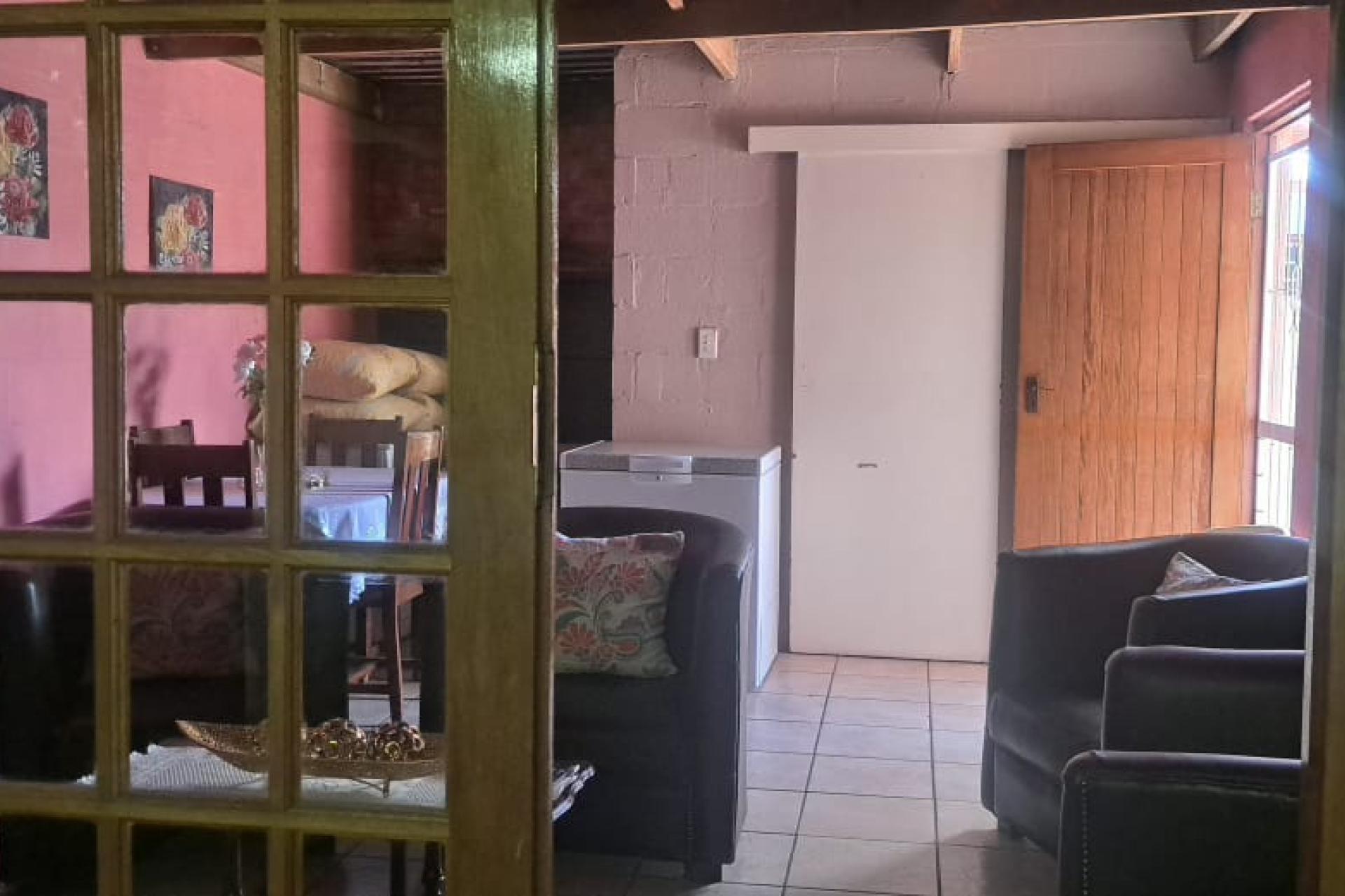 Stunning 3 Bedroom Family Home for Sale - Macassar