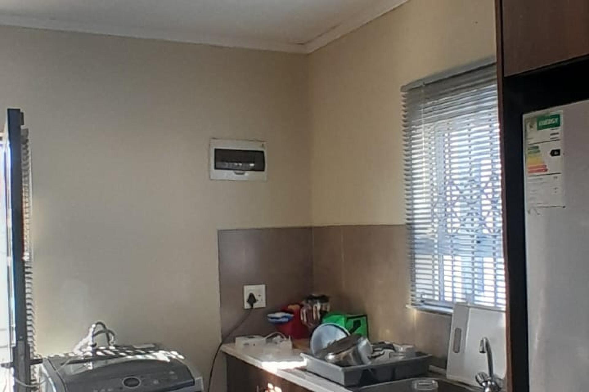 3 Bedroom House with a 1 Bedroom Flatlet for Sale in Silwood Views