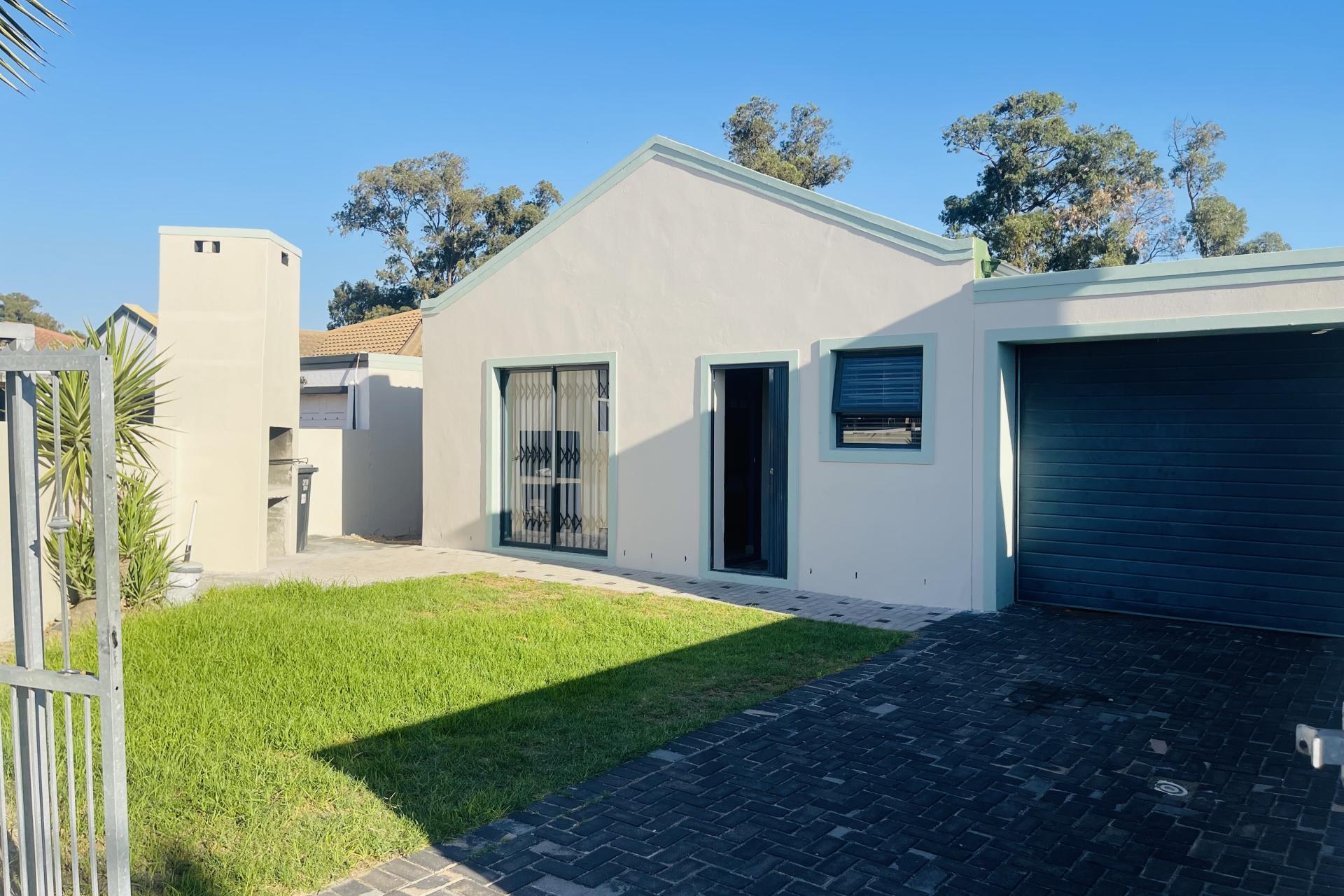 Stunning 3-Bedroom Home in Sought-After Vredelust, Kuils River