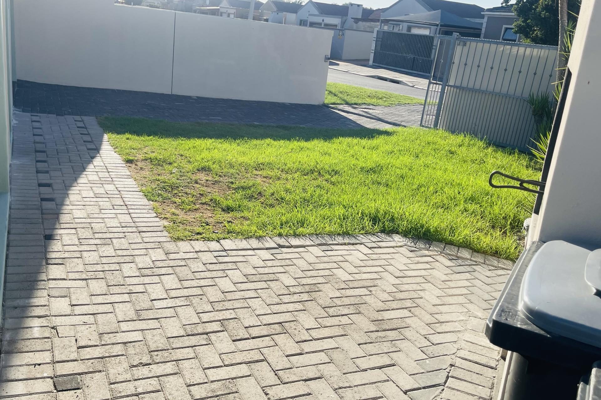 Stunning 3-Bedroom Home in Sought-After Vredelust, Kuils River