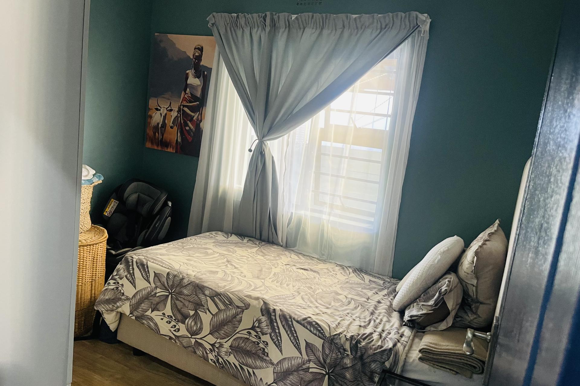 Stunning 3-Bedroom Home in Sought-After Vredelust, Kuils River