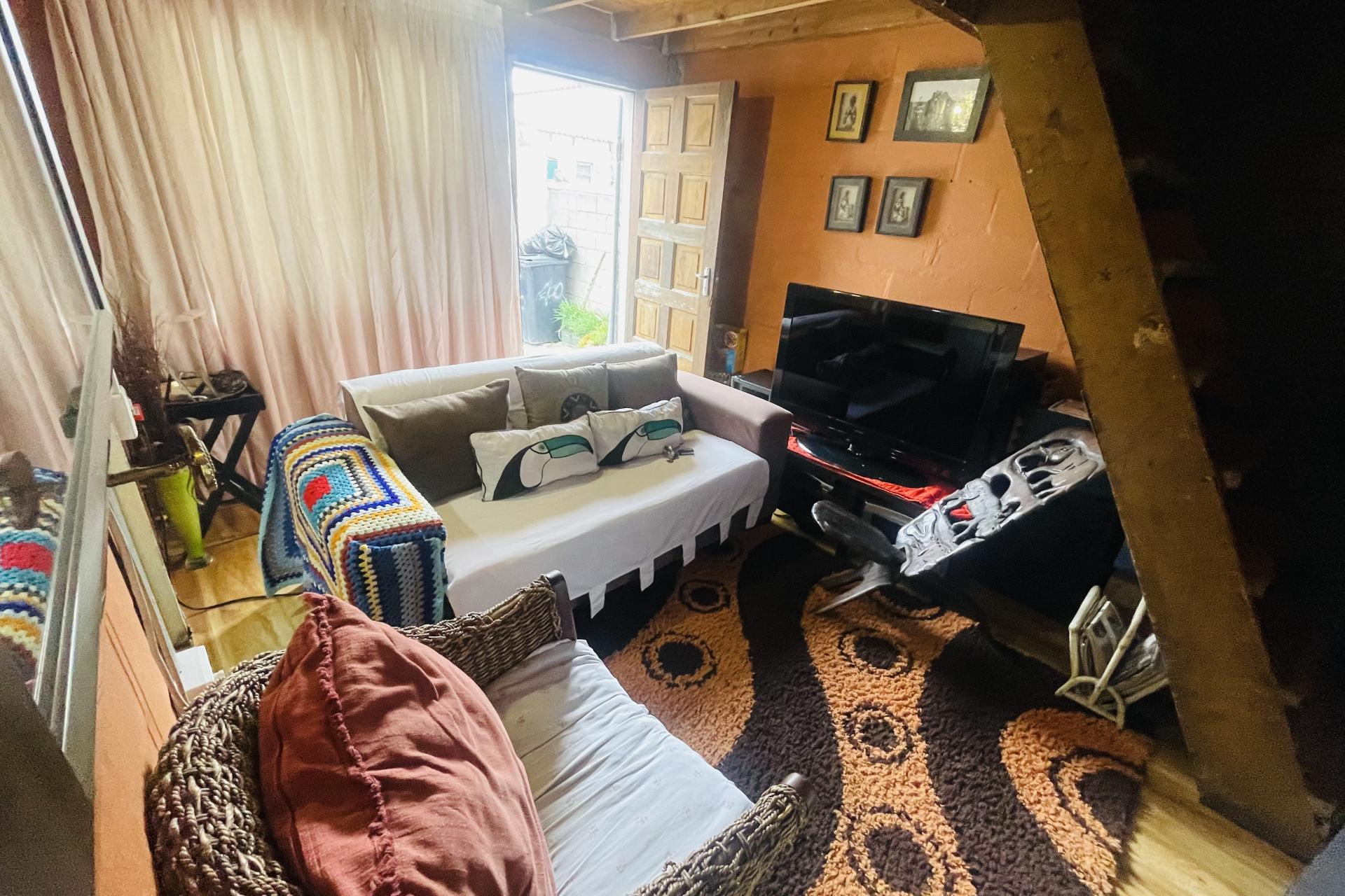 SOLE & EXCLUSIVE MANDATE! 1 Bedroom Apartment for Sale Marcus Garvey Philippi East