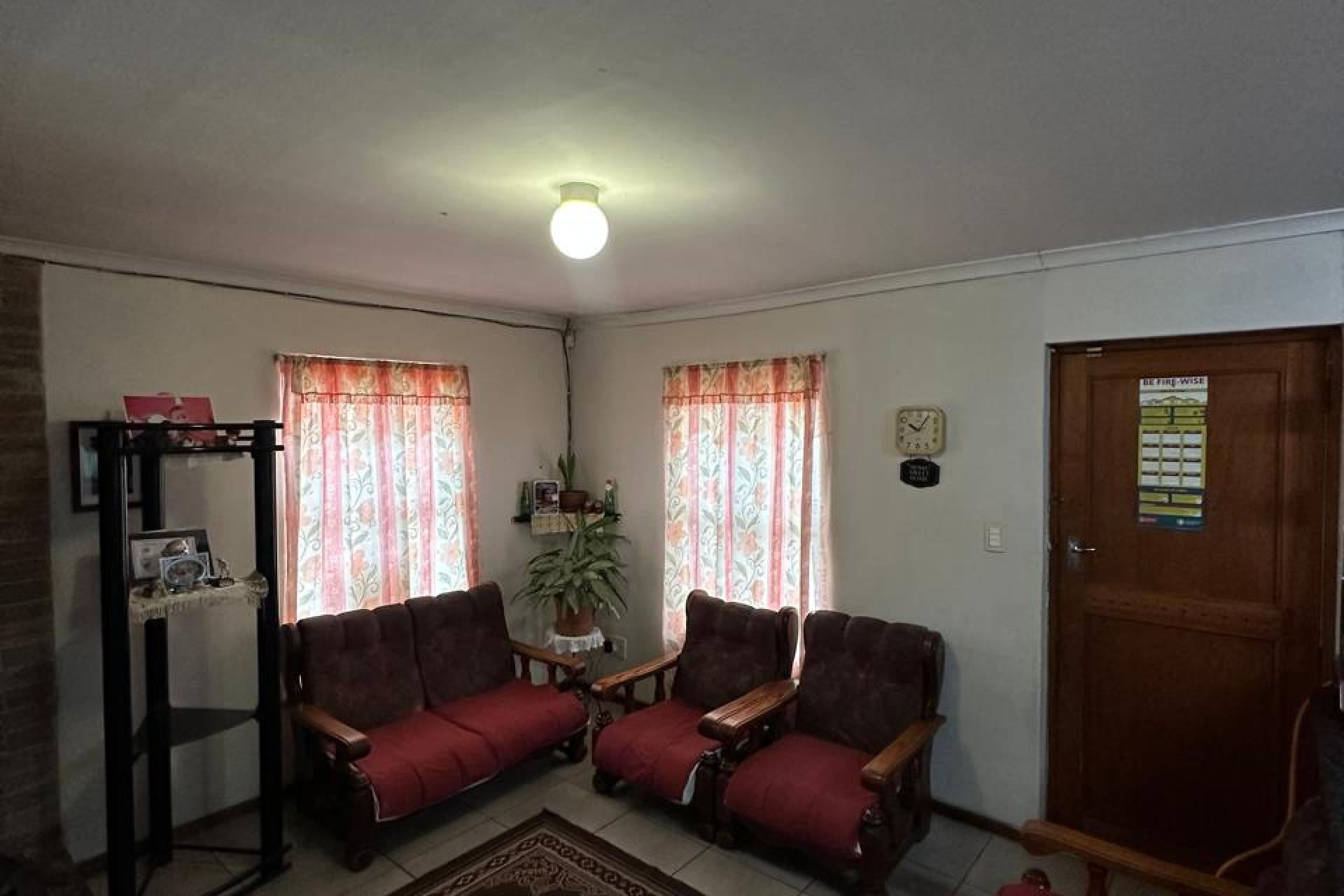 3 Bedroom Family Home for Sale - Bell Glen