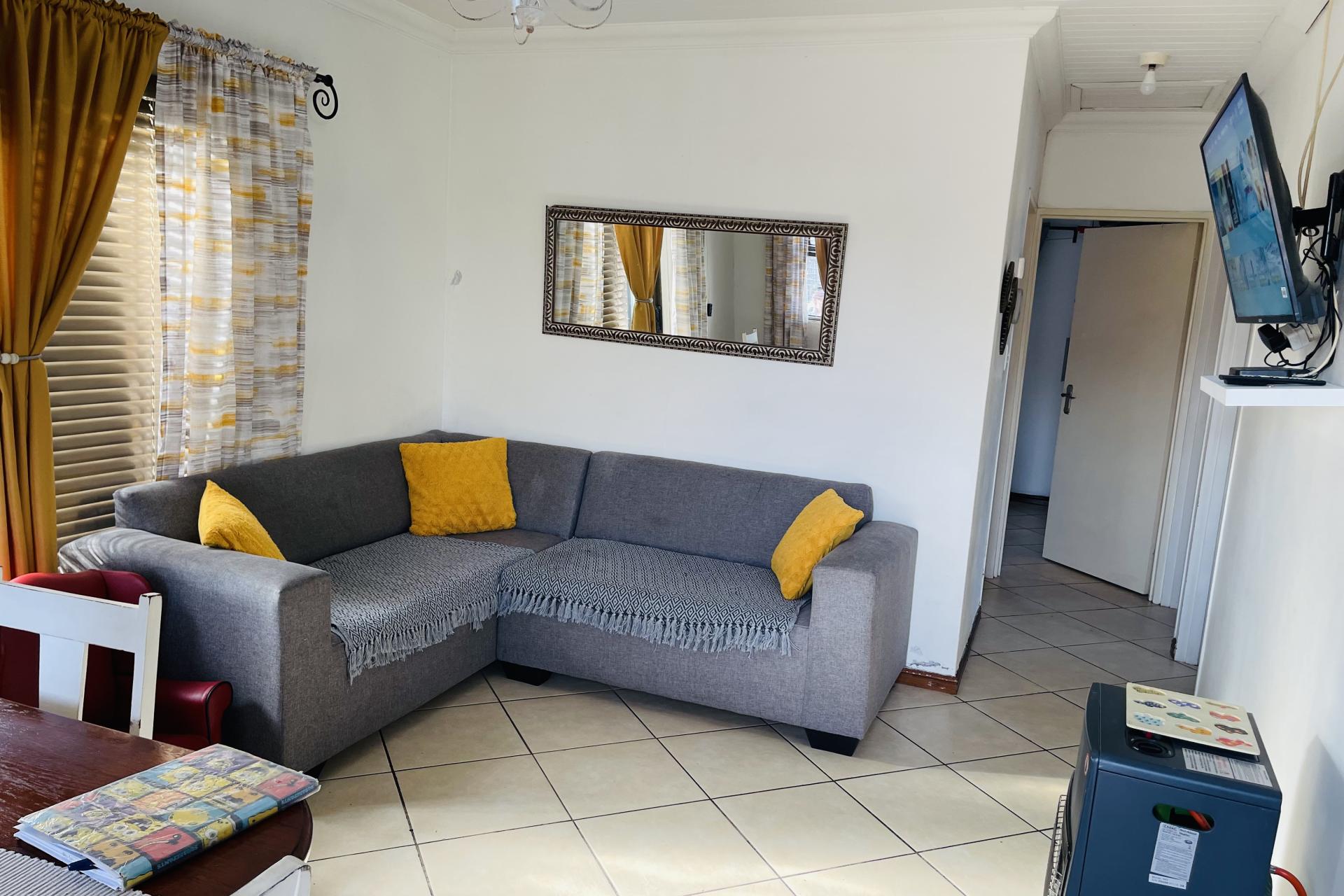 IMMACULATE 3 BEDROOM HOME FOR SALE JUBILEE PARK EERSTE RIVER