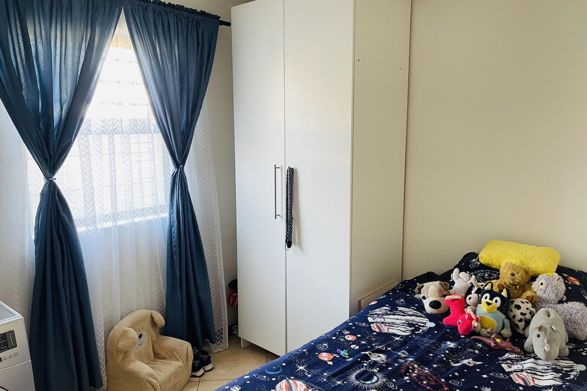 IMMACULATE 3 BEDROOM HOME FOR SALE JUBILEE PARK EERSTE RIVER