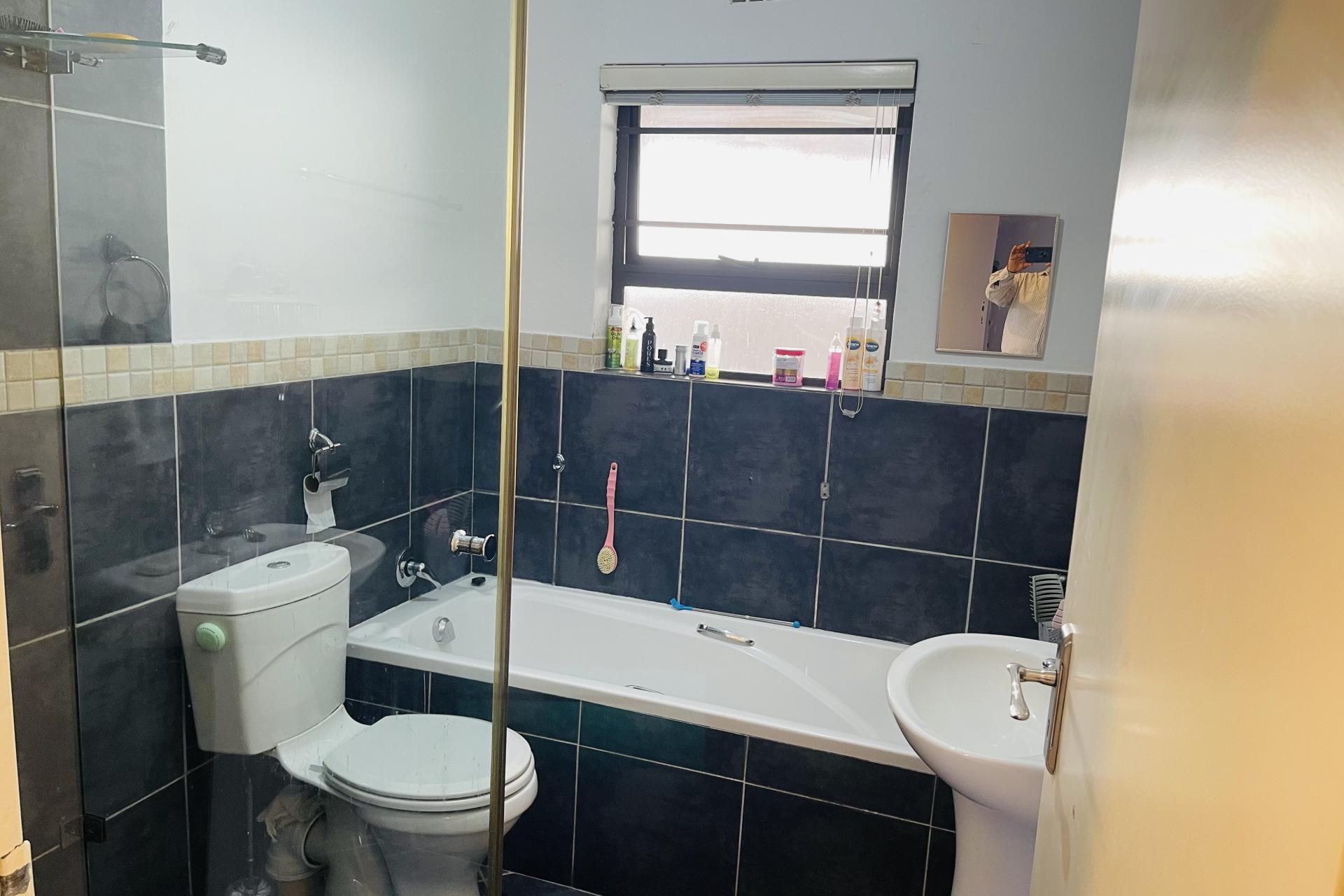 IMMACULATE 3 BEDROOM HOME FOR SALE JUBILEE PARK EERSTE RIVER