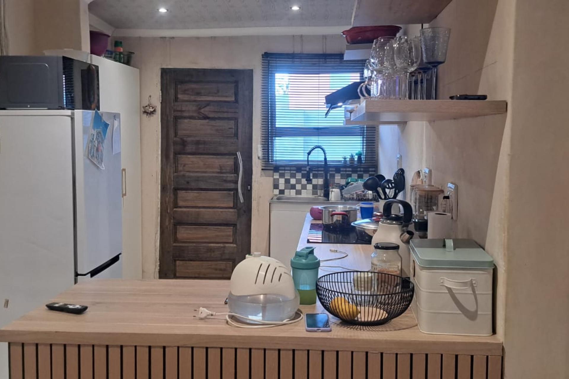 Beautiful & Neat 2-Bedroom Home – A Must to View!