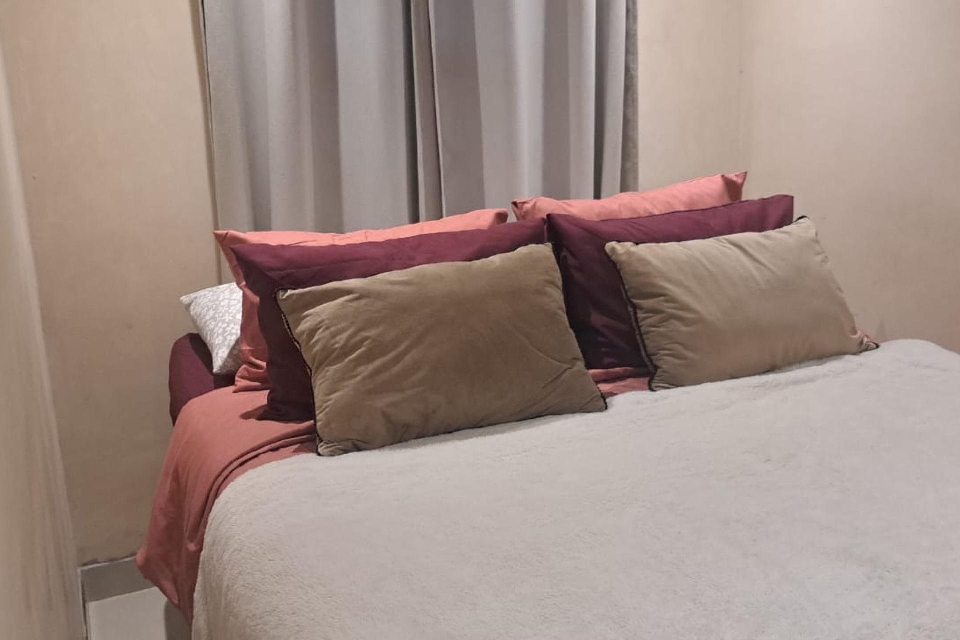 Beautiful & Neat 2-Bedroom Home – A Must to View!