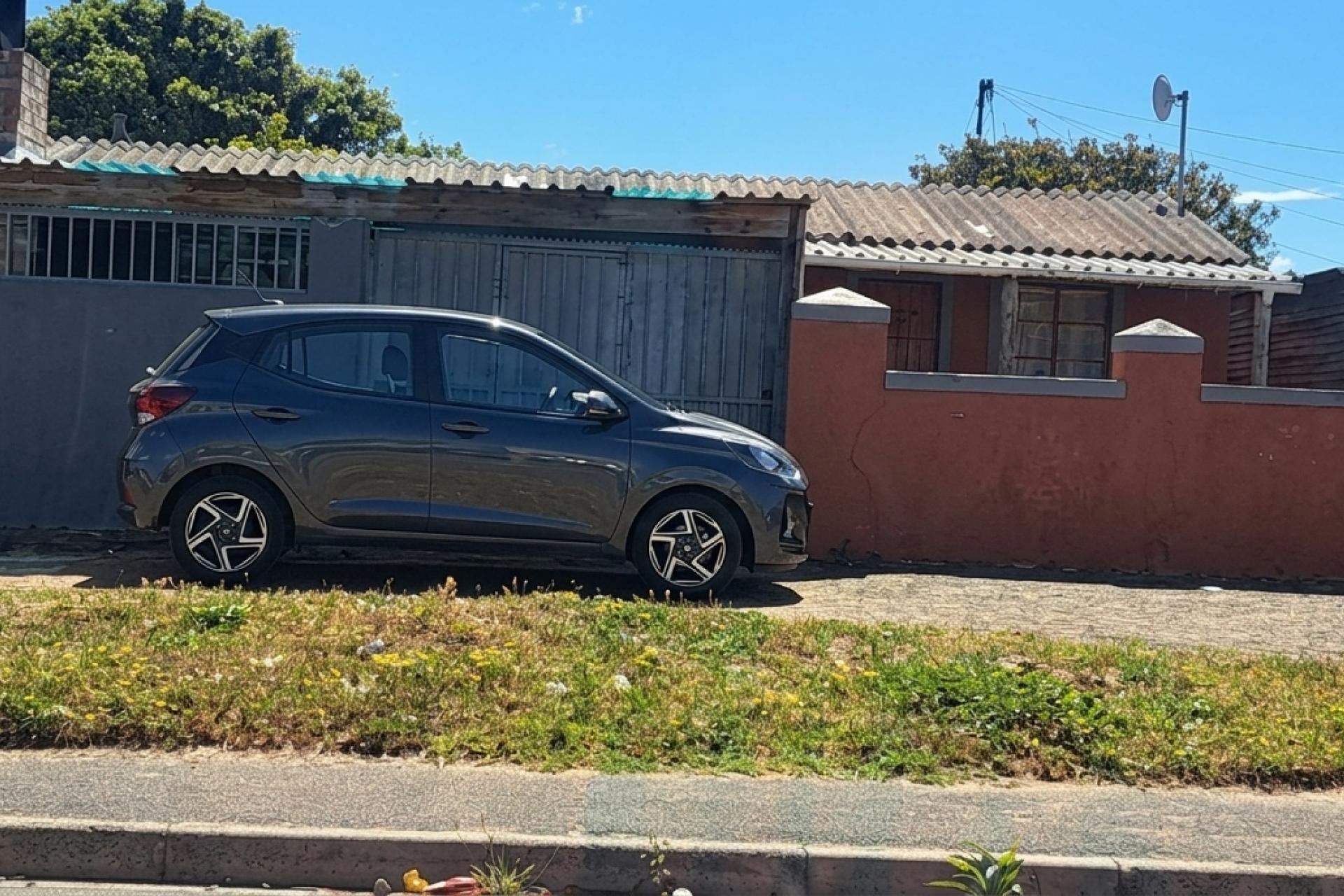Cosy 1-Bedroom Home for Sale - A must see!